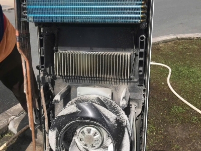 Các Phương pháp Xử lý Sự cố Cơ bản khi Máy lạnh Tủ điện Bị Hư Hỏng